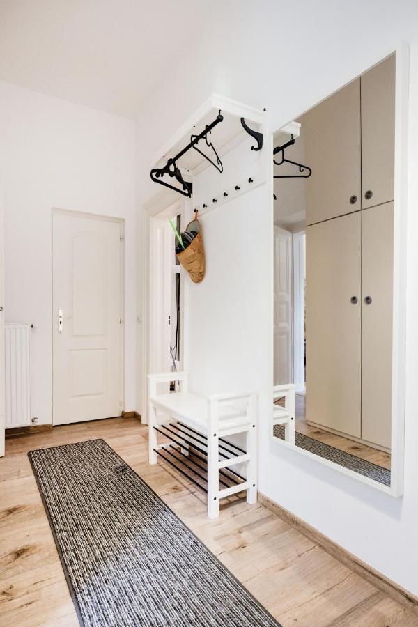 Lavender Apartment Budapest Luaran gambar